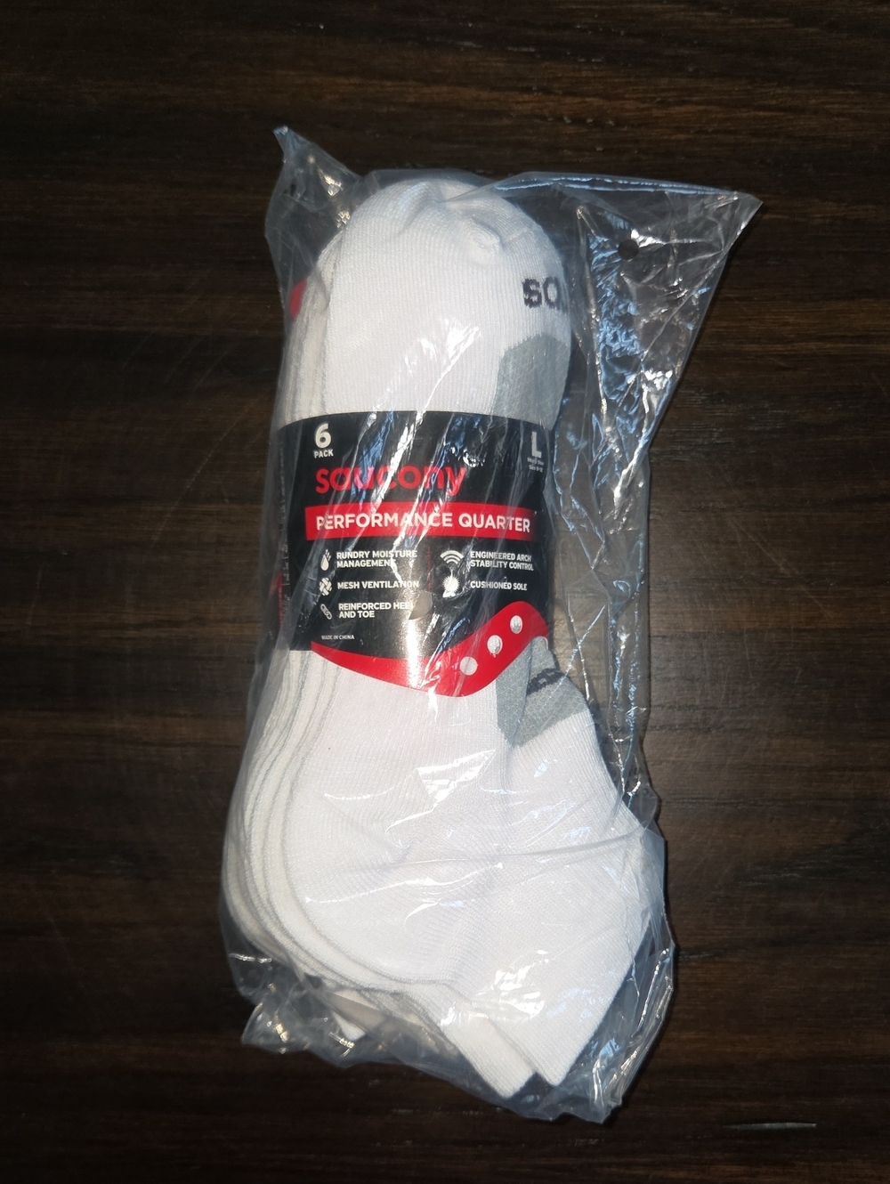 Saucony White Performance Quarter Socks with Gray Accents (6-Pack)